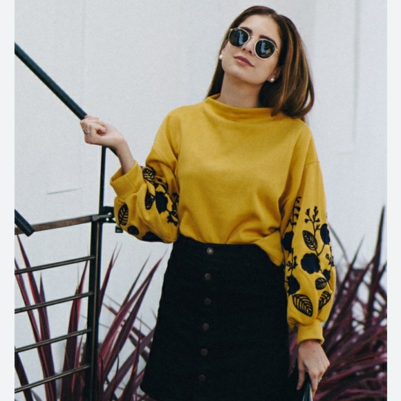 Mustard with Black Floral Sleeves Slightly Cropped Sweater 2X - Picture 2 of 5
